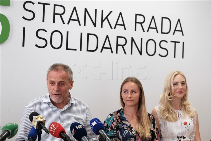 Konferencija za novinare Stranke rada i solidarnosti