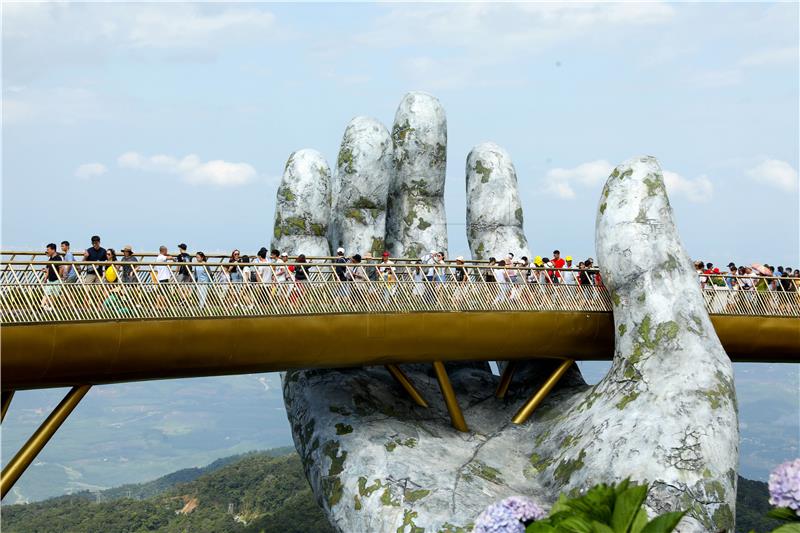 VIETNAM GOLDEN BRIDGE