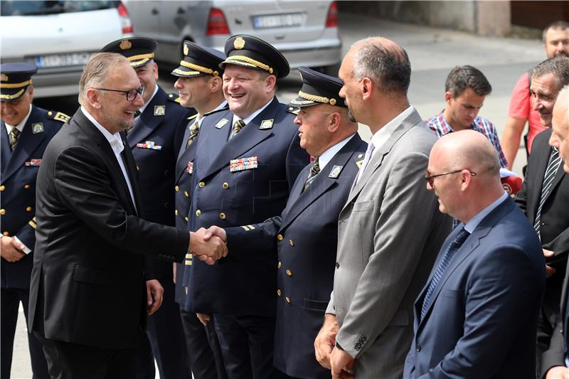 Ministar Božinović posjetio Policijsku postaju Knin