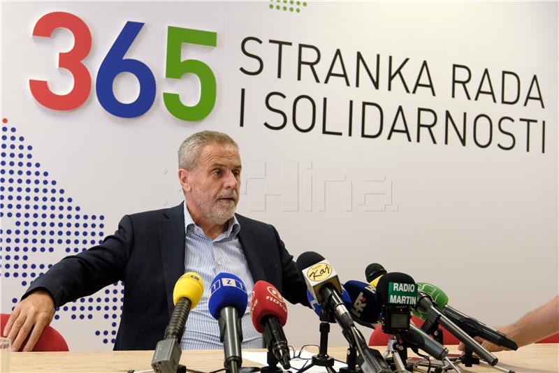 Konferencija za novinare Stranke rada i solidarnosti