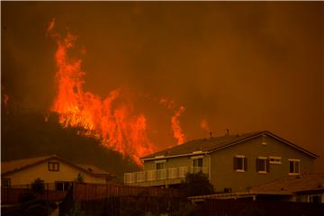 USA CALIFORNIA HOLY WILDFIRE