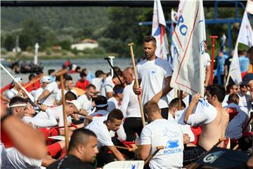 Start 21. Maratona lađa u Metkoviću