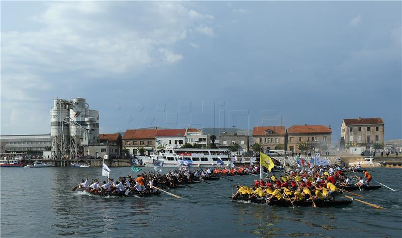 Start 21. Maratona lađa u Metkoviću