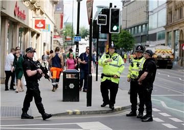 Deset ljudi ranjeno u pucnjavi na karnevalu u Manchesteru