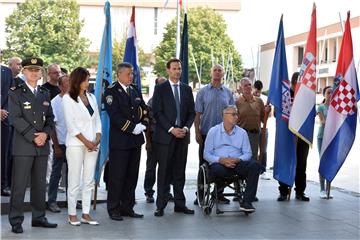 Dan logoraša i logora Knin: I knjigama štititi istinu o Domovinskom ratu