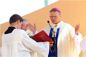 Proslava Velike Gospe u marijanskom svetištu Gospe od Utočista u Aljmašu