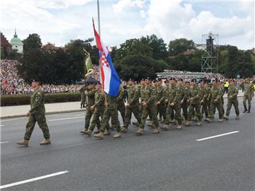 Hrvatski vojnici na mimohodu Oružanih snaga Republike Poljske