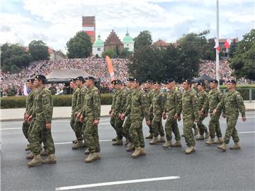 Hrvatski vojnici na mimohodu Oružanih snaga Republike Poljske