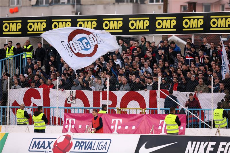 Hajduk supporters released from prison, deported from Serbia