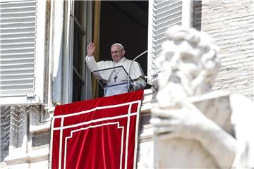 VATICAN CHURCHES POPE ANGELUS