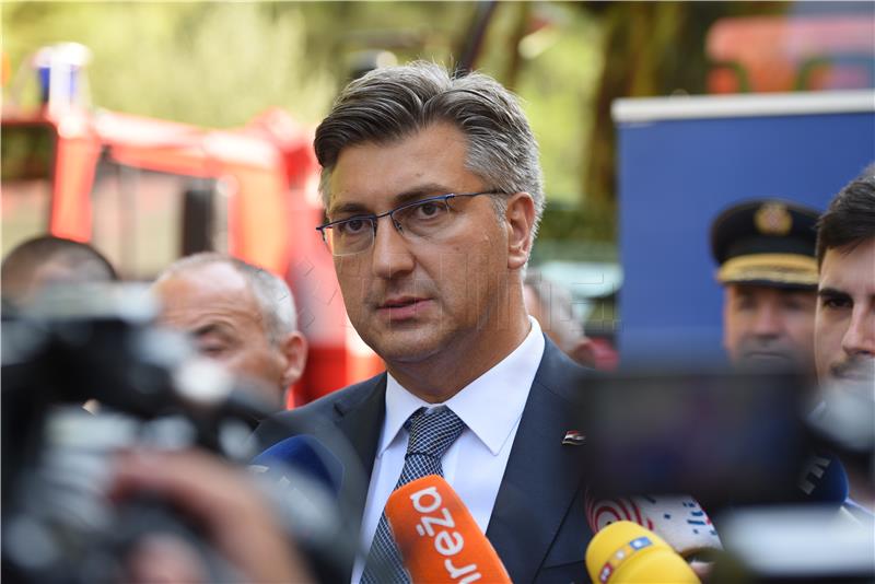 Premijer Plenković u posjetu Divuljama