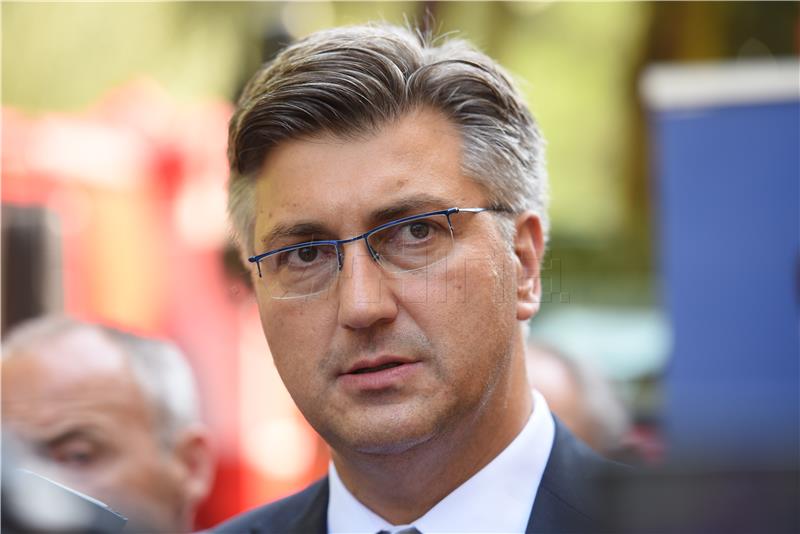 Premijer Plenković u posjetu Divuljama