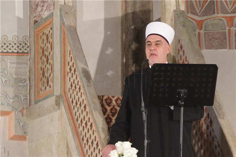 BiH: Reis Kavazović pozvao muslimane da na zlo i provokacije odgovore dobrom 