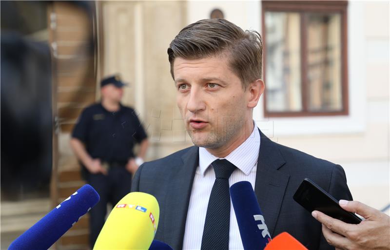 Marić: Ne želimo dodatno porezno opteretiti poduzetnike