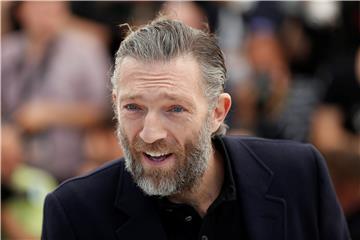 Glumac Vincent Cassel vjenčao se s manekenkom Tinom Kunakey 