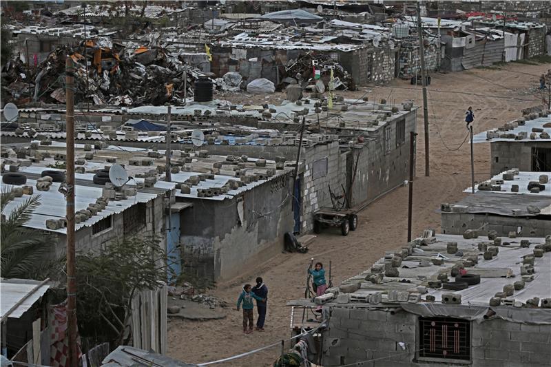 (FILE) MIDEAST ISRAEL PALESTINIANS REFUGEES USA AID CUTS