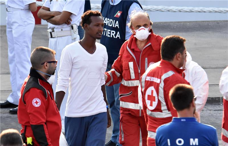 Italija: ostavka visokog medicinskog dužnosnika zbog postupanja prema migrantima