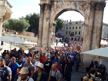 Pula: radnici Uljanika opet na ulicama 