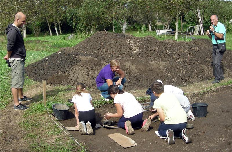 Ljetna arheološka škola u Sisku