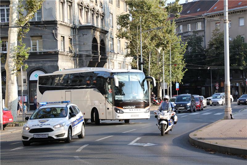 Članovi HDZ-a Ličko senjske županije dolaze u središnjicu HDZ-a