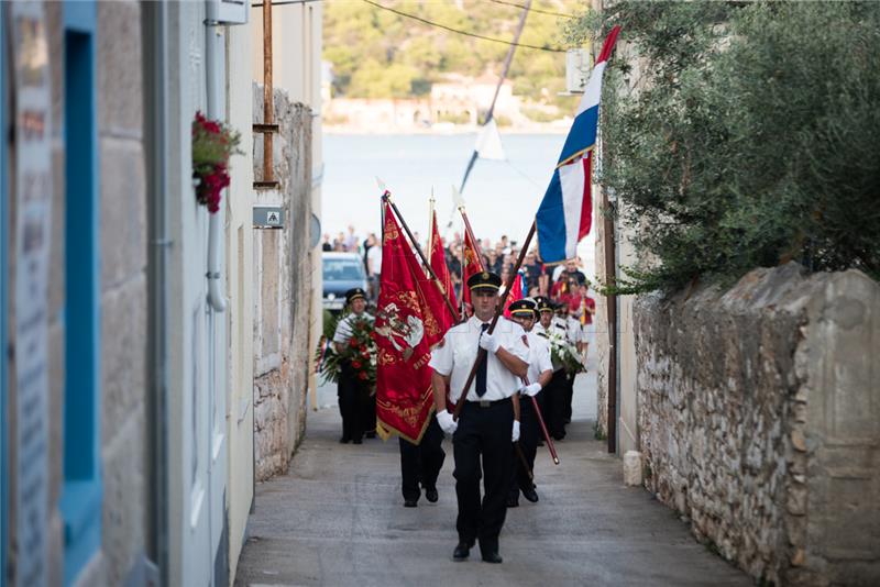 Mimohodom sjećanja u Tisnom obilježena 11. godišnjica kornatske tragedije