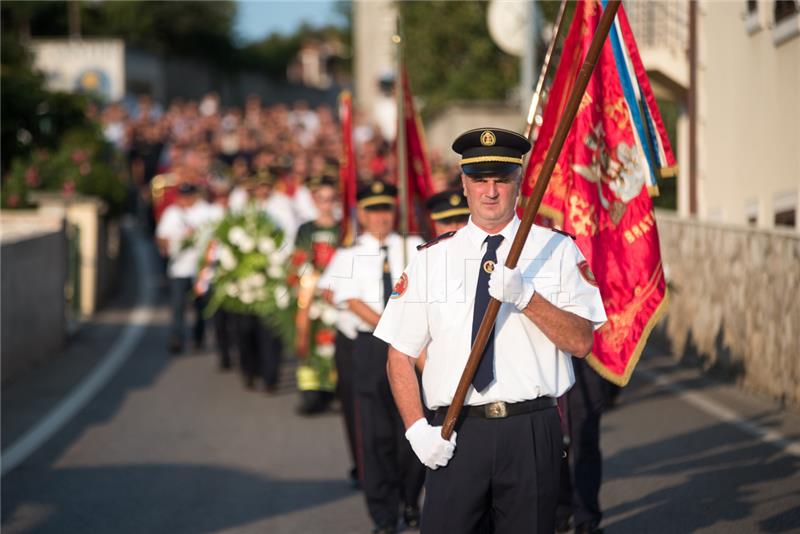 Mimohodom sjećanja u Tisnom obilježena 11. godišnjica kornatske tragedije