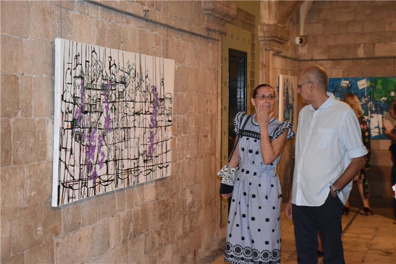 Dubrovnik: Otvorena izložba Romane Milutin Fabris