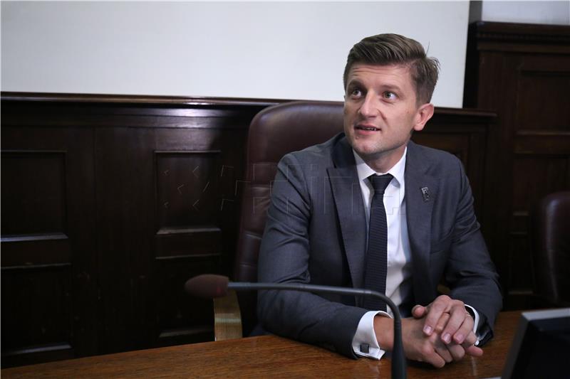 Z. Marić: Inzistiram da se nađu dugoročna rješenja za Uljanik i Petrokemiju