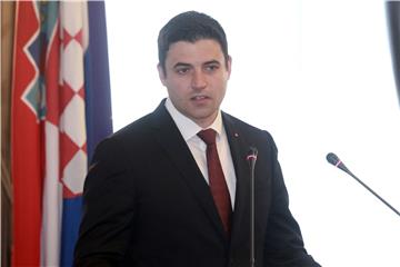 SDP leader claims party not falling apart