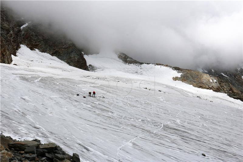 Francuska od sljedeće godine ograničava dnevni pristup Mont Blancu