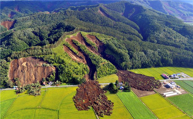 JAPAN EARTHQUAKE