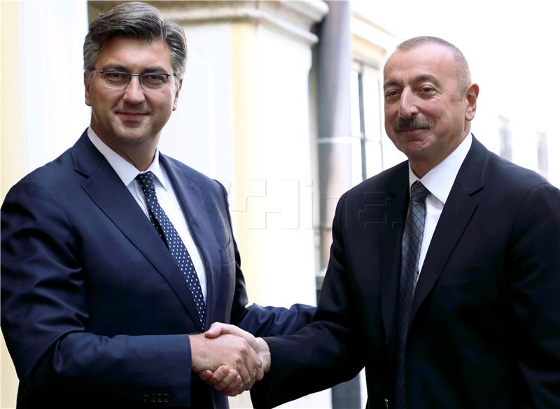 Croatian PM meets with visiting Azerbaijani president