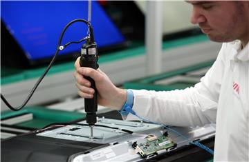 DZS: Izvoz u prvih sedam mjeseci 3,2 posto veći, uvoz 6,2 posto