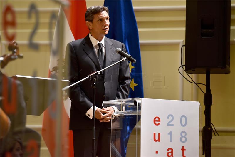 Pahor says EC decision on Croatia-Slovenia border dispute sends bad message to W. Balkans