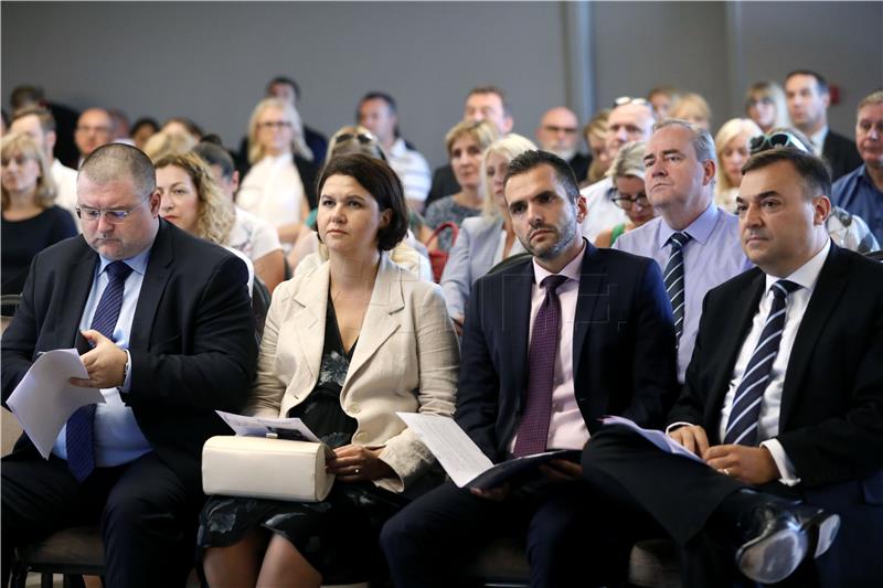 Konferencija "Postavljanje temelja za moderni sustav pokretanja poslovanja u Hrvatskoj"