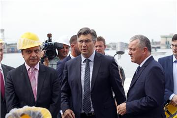 Plenković i ministri u Uljaniku