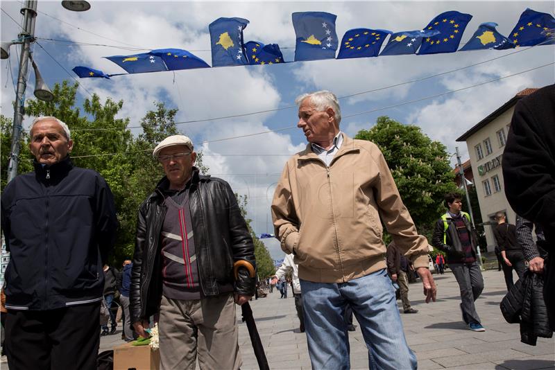 Europski parlament podržao ukidanje viza za građane Kosova