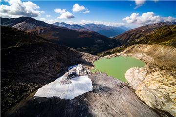 SWITZERLAND MICROBIAL LIFE GLACIER