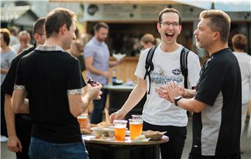 "Zagreb Burger Festival" na zagrebačkom Strossmayerovom trgu