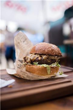 "Zagreb Burger Festival" na zagrebačkom Strossmayerovom trgu