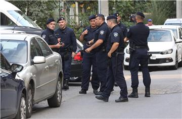 Okupljanje građana na zagrebačkom Vukomercu zbog pucnjave