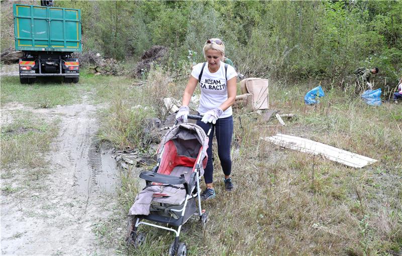 Čišćenje područje Parka prirode Medvednica