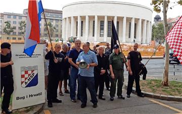 A-HSP party holds protest outside HDZ offices