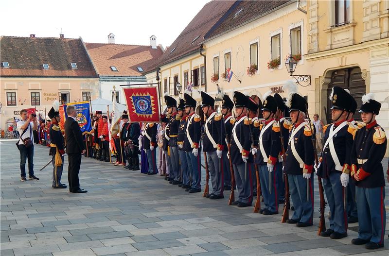 U Varaždinu 18. susret povijesnih postrojbi