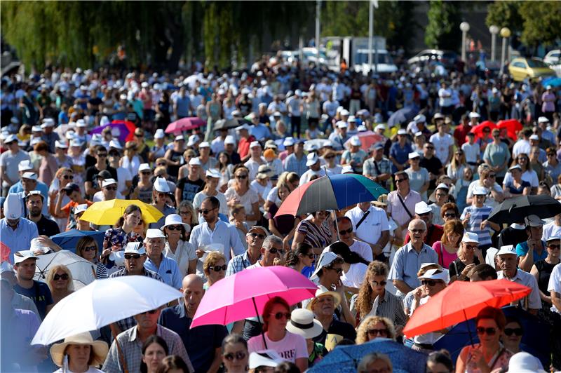 Središnje euharistijsko slavlje Trećega nacionalnog susreta hrvatskih katoličkih obitelji