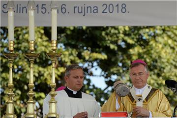 Središnje euharistijsko slavlje Trećega nacionalnog susreta hrvatskih katoličkih obitelji