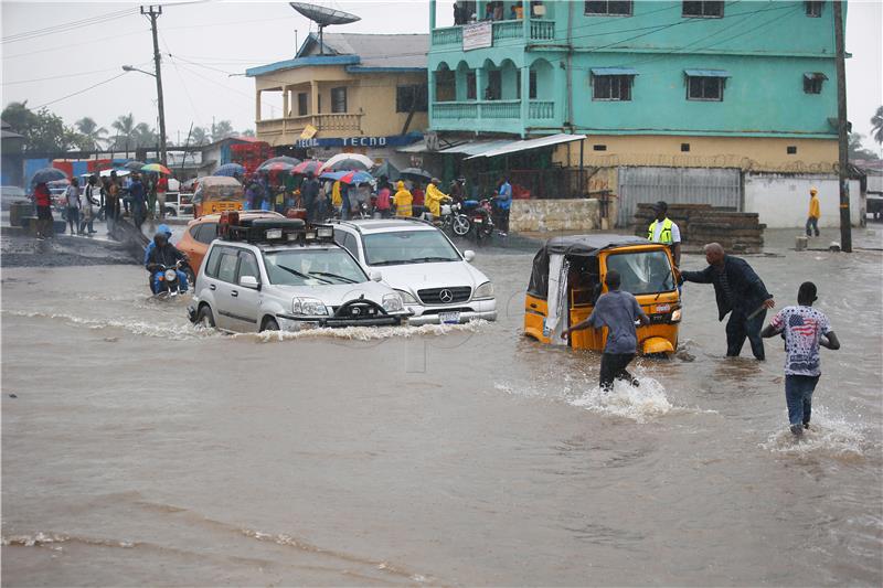 Poplave u Nigeriji odnijele najmanje 100 života