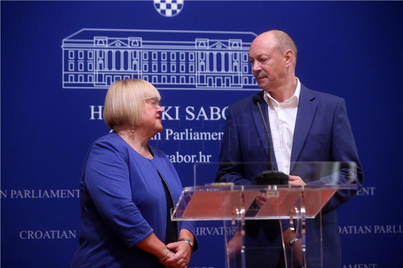 Konferencija za medije Kluba zastupnika GLAS-HSU