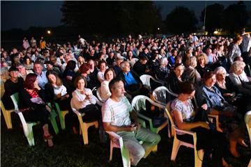 Vukovar: Svečanim koncertom obilježeno 20 godina od prvog nastupa Zagrebačke filharmonije u Vukovaru