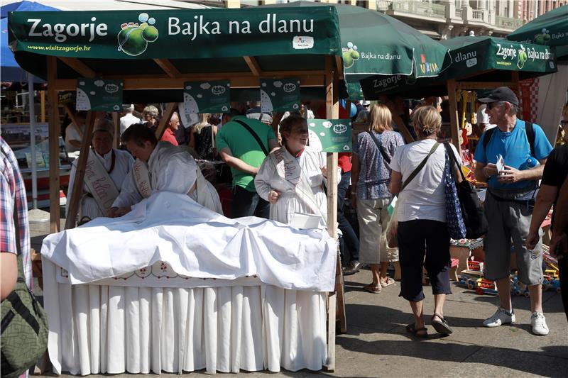 Manifestacija "100 % Zagorsko" otvorena na središnjem zagrebačkom trgu 